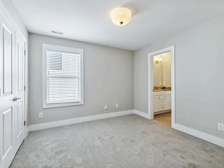 1712 Nubell St — Photo 23