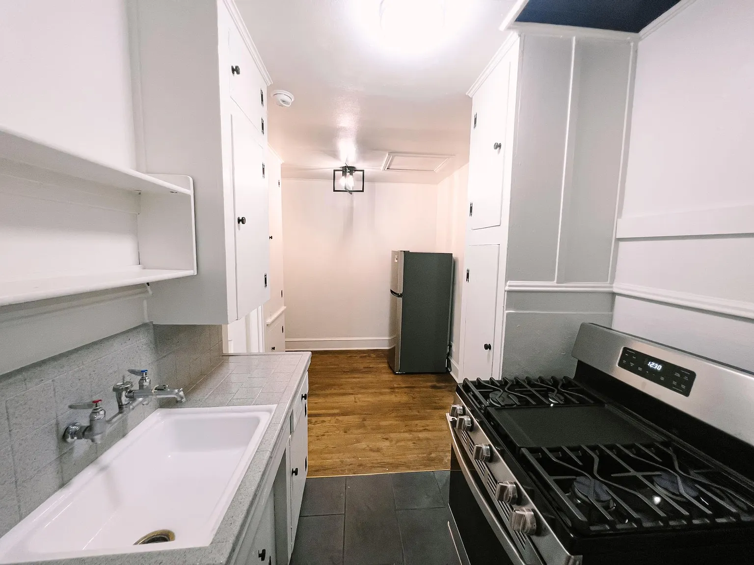 3317 Alexander Ave — Photo 4