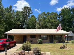 1966 Twins Ln, Meridian, MS 39301