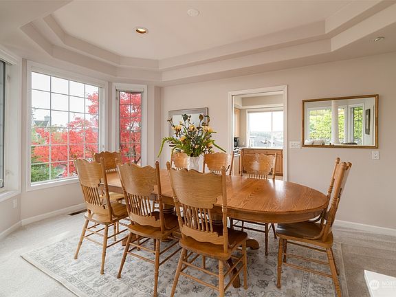 5th image of 17660 Fjord Drive NE