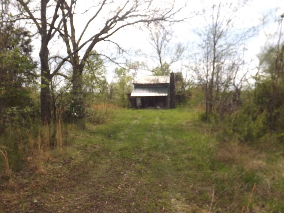 2nd image of 481 Saddle Rd