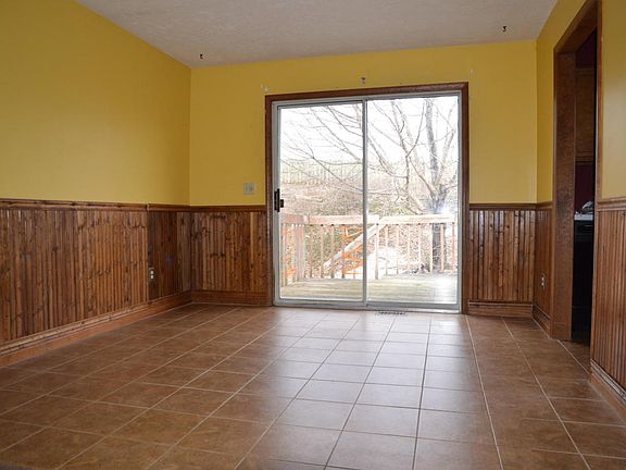 5th image of 2500 Glade Dr