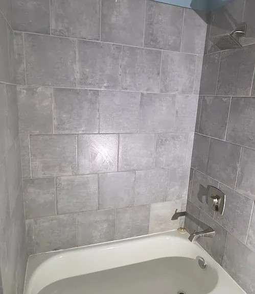 612 W Russ Ave — Photo 14