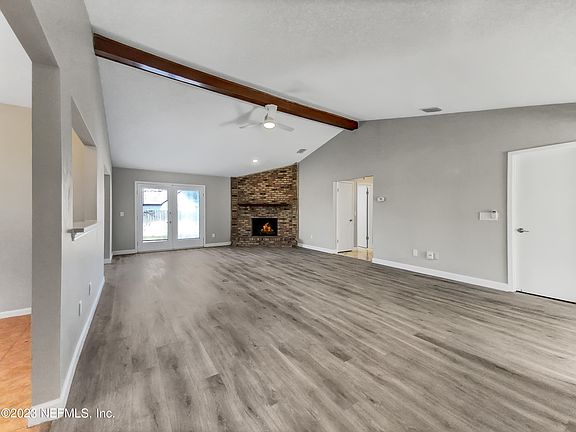 4th image of 2652 MOORSFIELD Lane