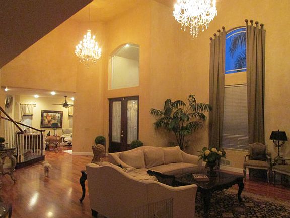 3rd image of 698 Oak Canyon Ct