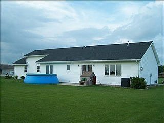 2nd image of 1534 Killarney Dr
