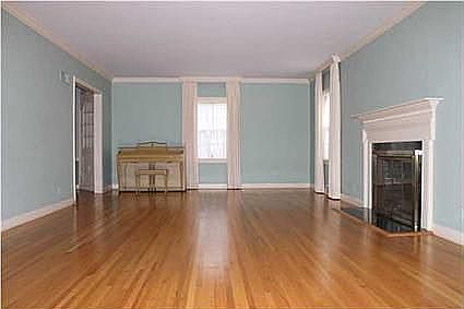 3rd image of 520 Park Ave