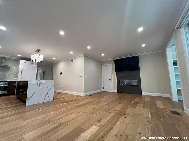 23 Winslow Rd #1 — Photo 8