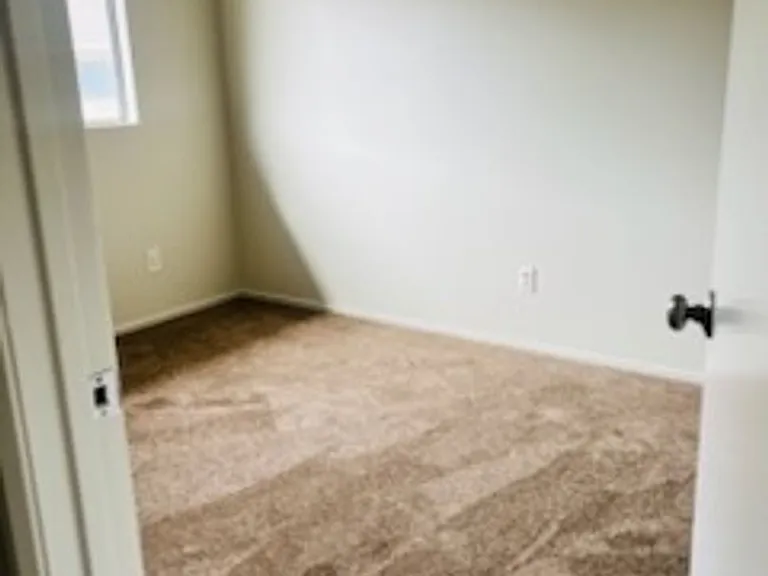 3152 Triumph Ln — Photo 8