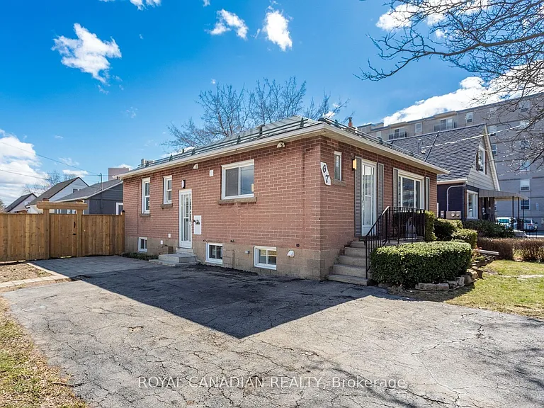 67 Seven Oaks Dr #MAIN — Photo 1