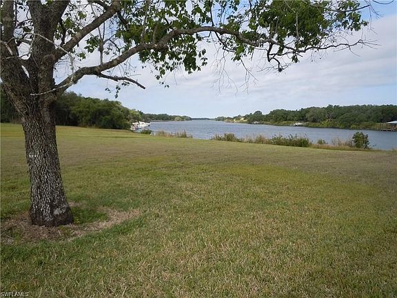 3rd image of 5290 River Blossom Ln