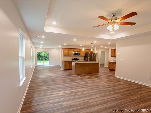 3rd image of 8310 Laurel Springs Drive