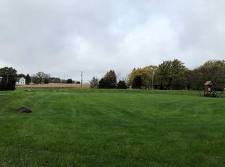 100 Chelsea Ln, Union Grove, WI 53182