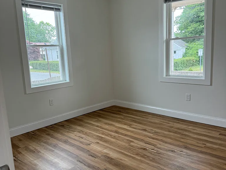 9 Colwell St #1 — Photo 5