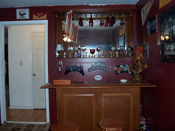 5th image of 536 Patriots Way