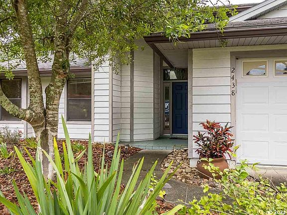 3rd image of 2438 NW 52nd Ave