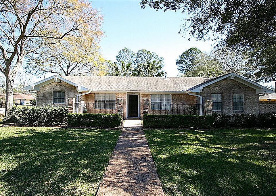 1st image of 1509 Hawthorn Dr