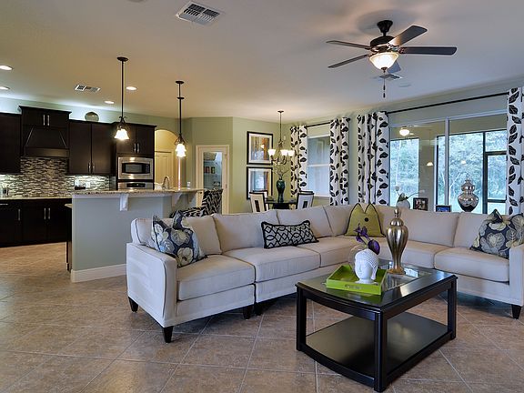 622 Lake Cove Pointe Cir