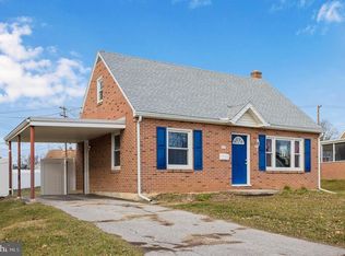 737 Gunnison Rd, York, PA 17404