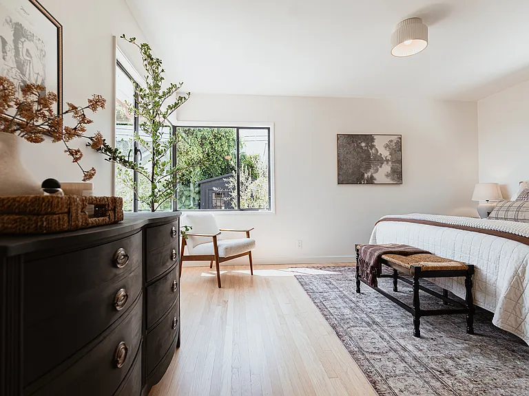331 Palomares Ave — Photo 9