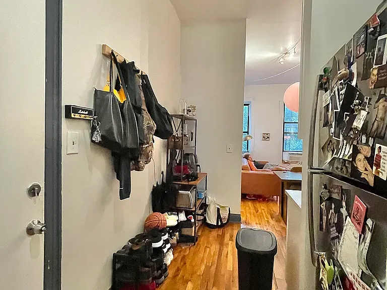 628 Willoughby Ave #2 — Photo 23