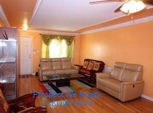 14 Celebration Ln, Staten Island, NY 10304