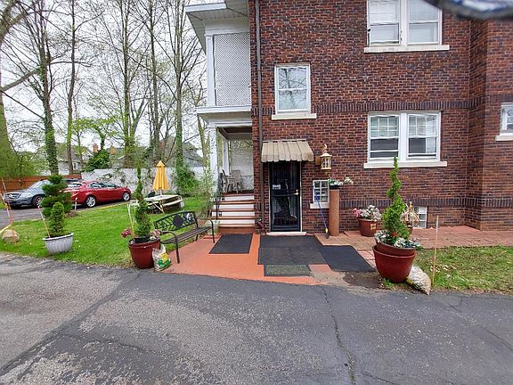 3rd image of 14515 Clifton Blvd APT 1