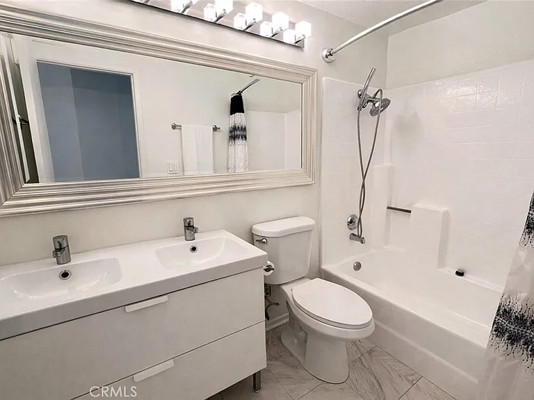 2456 Pleasant Way #A — Photo 13