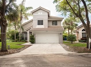 8434 NW 57th Dr, Coral Springs, FL 33067