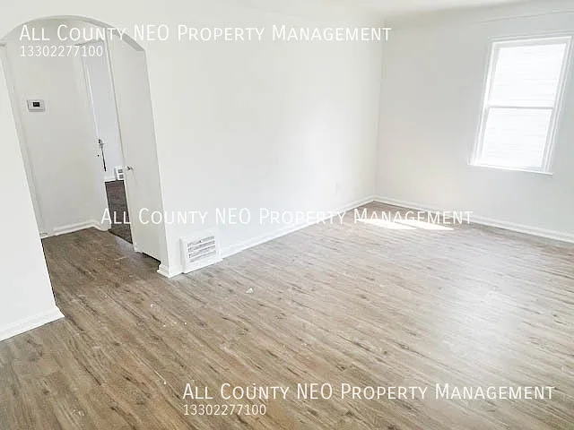 20921 Westport Ave — Photo 11