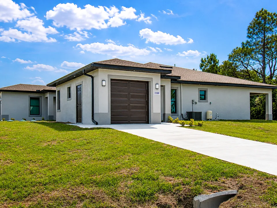 2200 Bunker Rd #1