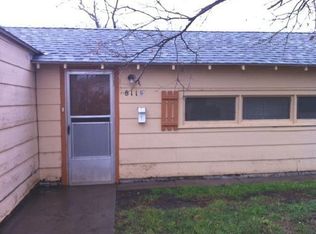 811 1/2 W 9th St, Plainview, TX 79072