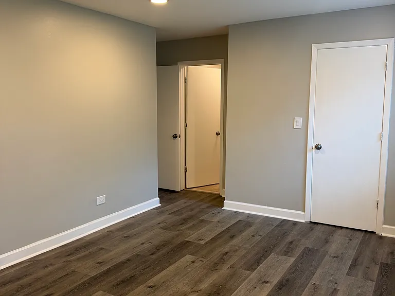 918 E Old Willow Rd #104 — Photo 2