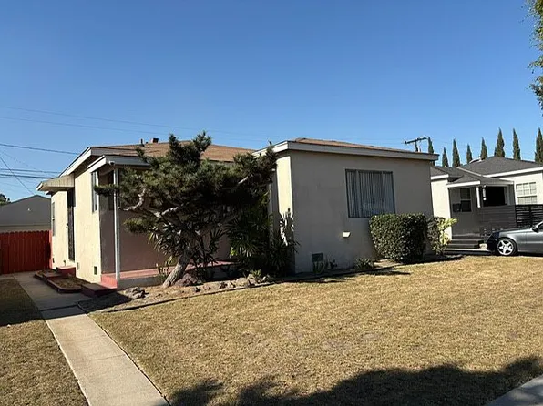 2075 Baltic Ave, Long Beach, CA 90810