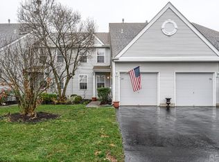 27 Cypress Ct, Bordentown, NJ 08505