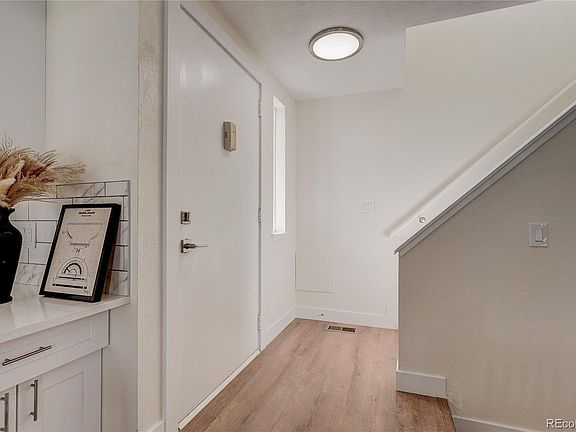 4th image of 2415 S Xanadu Way #C