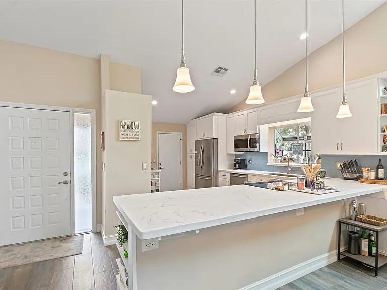 1401 Mahogany Pl — Photo 9