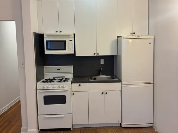 41-41 41st Street image 1 of 21