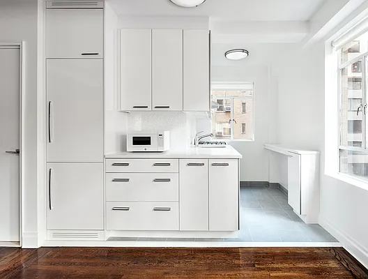 Rented by Central Park South Associates | media 1