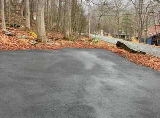 146 Regent St, Bushkill, PA 18324