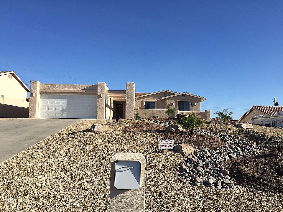1st image of 3230 Palmtree Dr