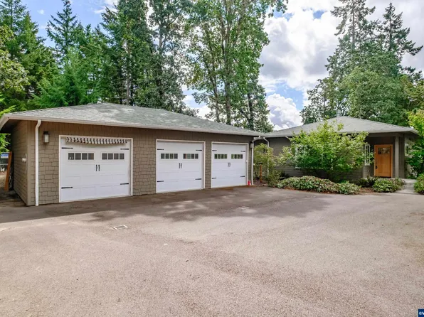 1979 NW Sunview Dr, Corvallis, OR 97330