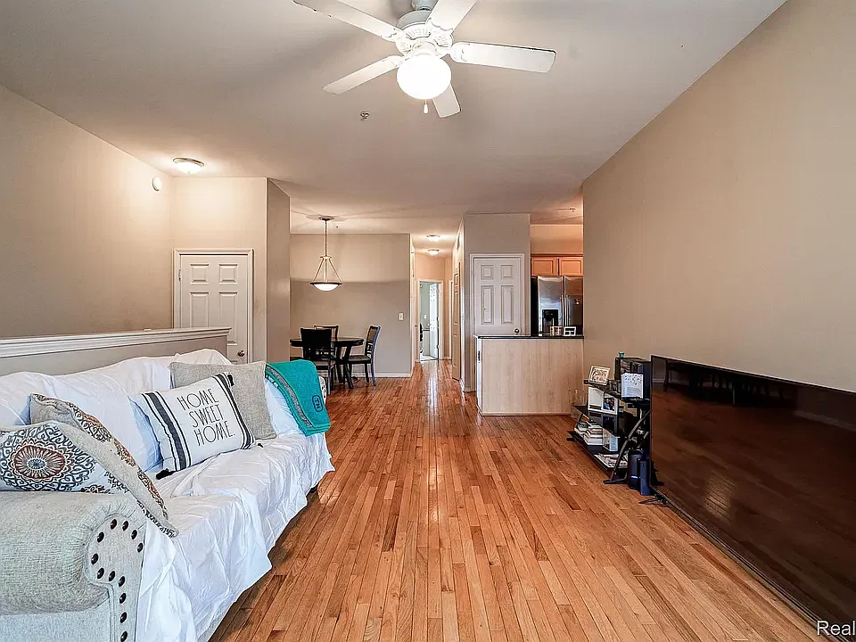 25605 Portico Ln — Photo 4