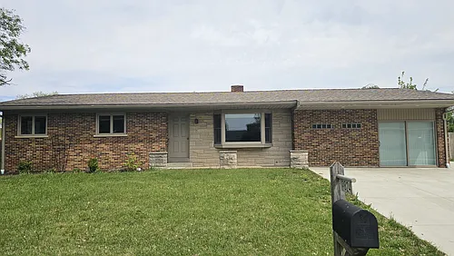 3824 E Diamond Ave Photo 1