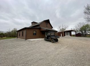 1899 Grand Rd, Fort Scott, KS 66701