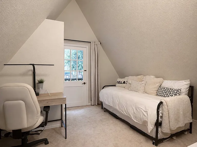15616 Topaz Dr SE — Photo 15