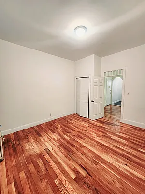 Rented by Oxford Property Group | media 10