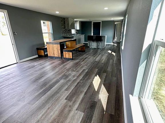 2nd image of 6623 County Road 4760