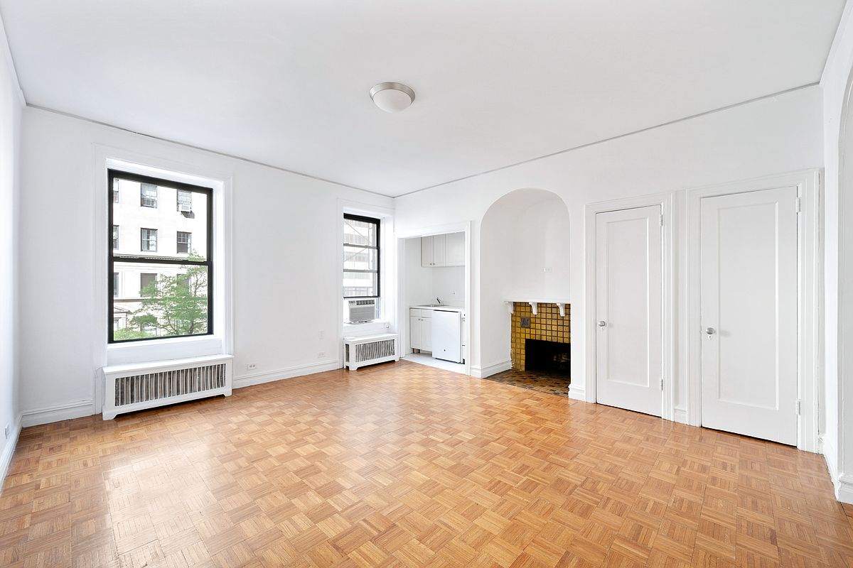 70 East 79th Street #4A in Lenox Hill, Manhattan | StreetEasy