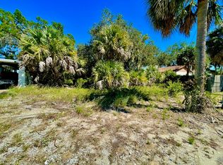 11-20 G St, Cedar Key, FL 32625
